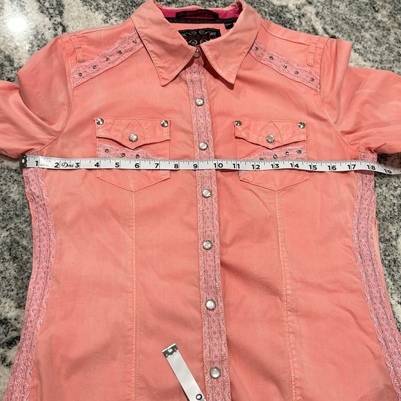 Grace in La long size S, long sleeve snap up embroidered pink-peach/white top - Picture 7 of 12